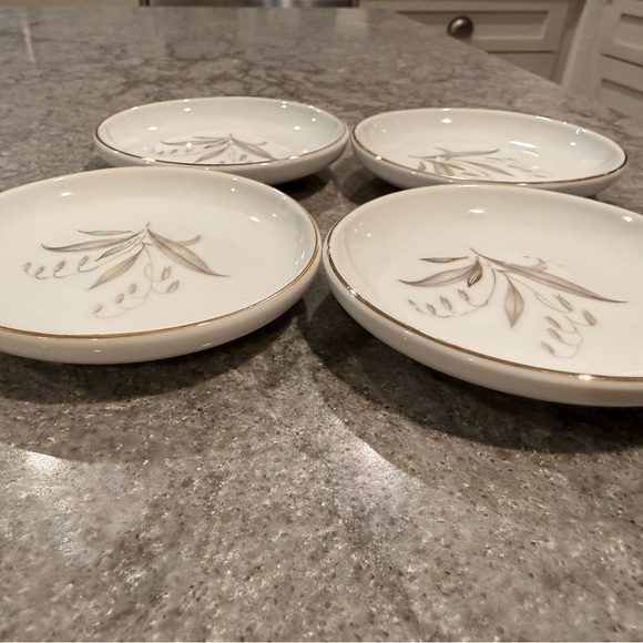 Set of 4 Vintage Kaysons Golden Rhapsody Fine China Butter Pats! 22K gold rim. - Picture 7 of 8